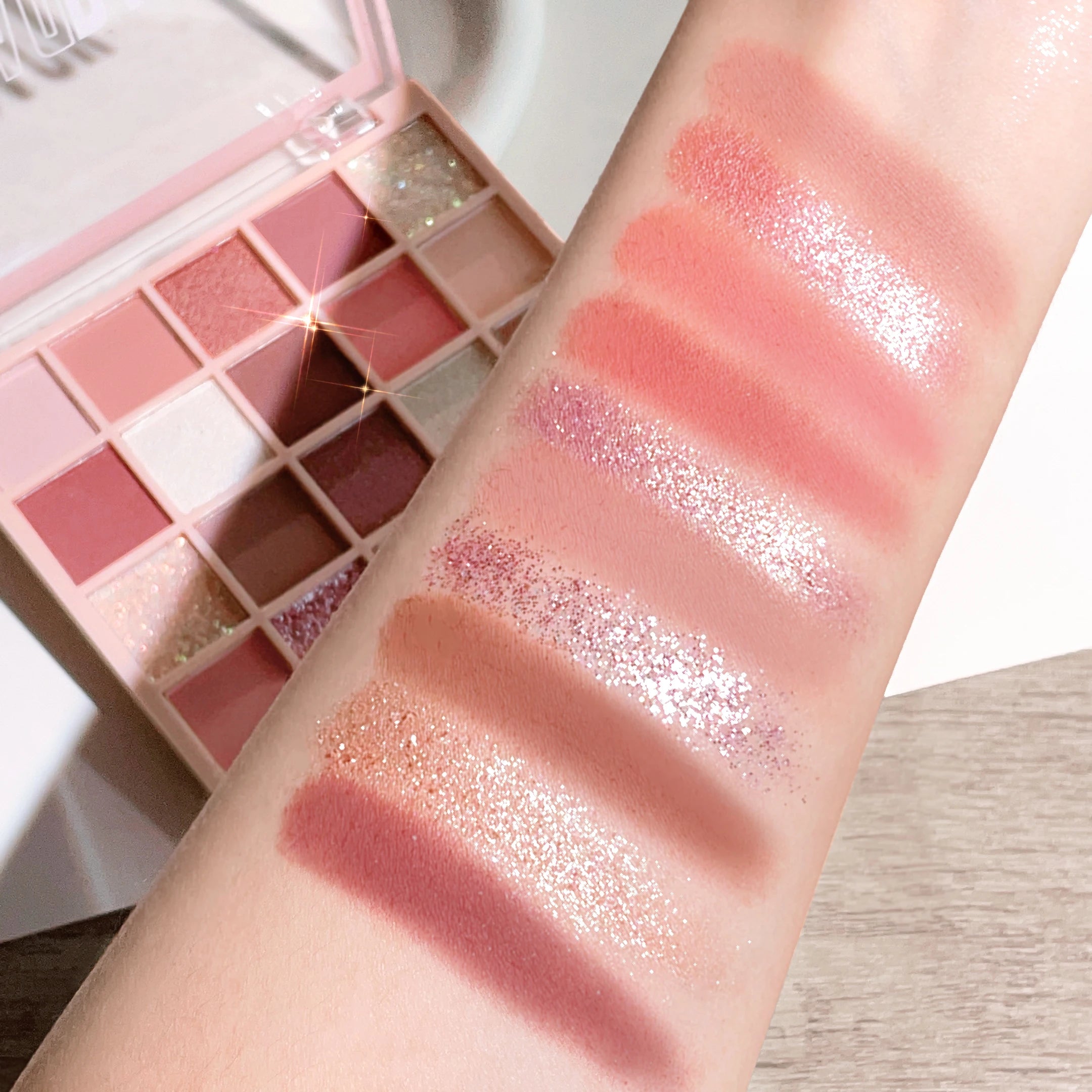 Oatmeal Milk Tea Eyeshadow Palette